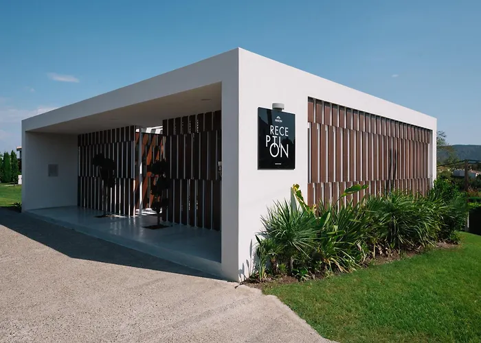 Avaton Luxury - Relais & Chateaux