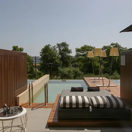 Avaton Luxury - Relais & Chateaux 5*