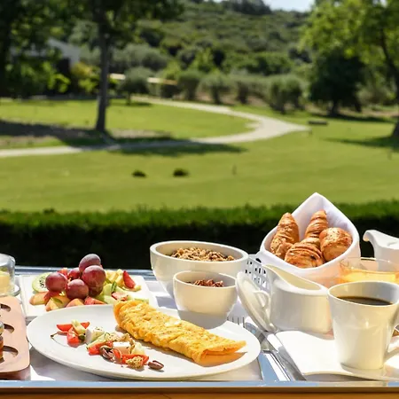 Resort Avaton Luxury - Relais & Chateaux 5*
