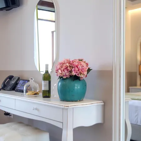 Avaton Luxury - Relais & Chateaux