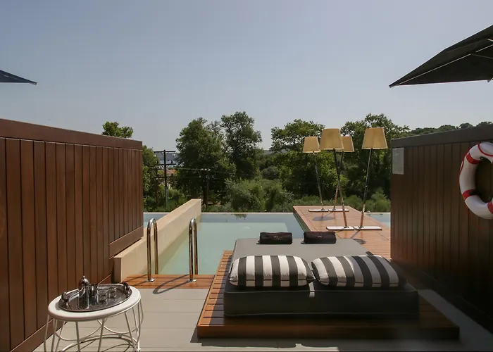 Avaton Luxury - Relais & Chateaux 5*