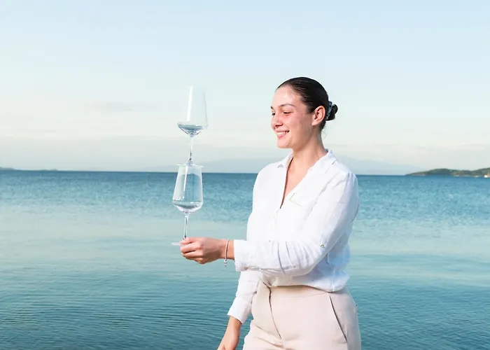 Avaton Luxury - Relais & Chateaux Semesteranläggning (resort)